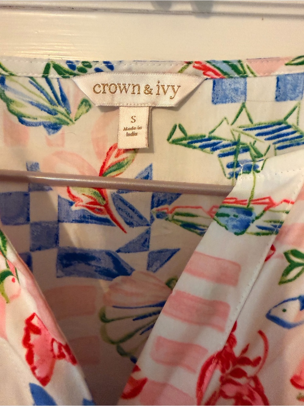 crown & ivy Cream Maxi Dress with Blue and Red Tropical Print - Picture 3 of 4